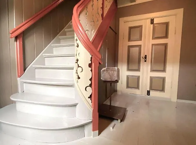 Svanoy Hovedgard Hotel Florø